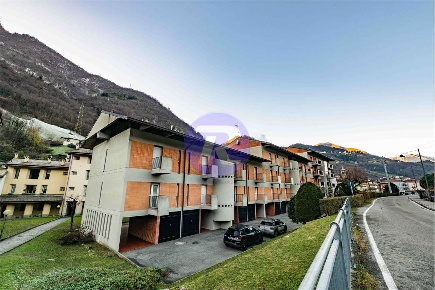 Foto Appartamento in VIA PREGALLENO 6, San Pellegrino Terme Centro di 92 m²