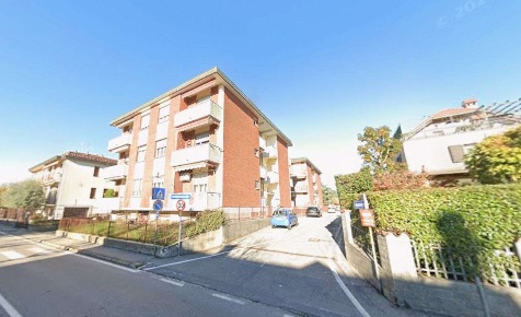 Foto Appartamento in Via Giosue Carducci 8, Cambiago Centro di 92 m²