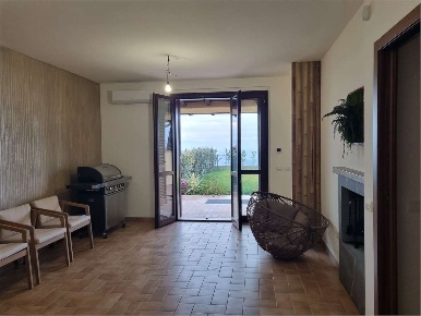 Foto Villa a schiera in due santi, Todi Due Santi di 144 m² con 6 locali