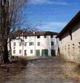 Foto Appartamento in Via Aquileia, Fiume Veneto Centro di 291 m² all'asta