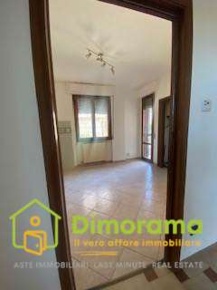 Foto Appartamento a Montecatini-Terme di 90 m² con 4 locali in vendita