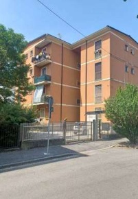 Foto Appartamento in Via G. Casati, Cassano d'Adda Centro di 68 m² all'asta