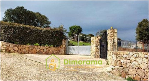 Foto Appartamento in Via roccioso Loc. murta maria  26, Olbia di 70 m²