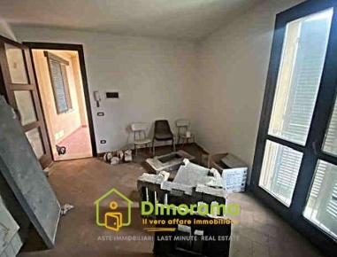 Foto Appartamento Santa Maria a Monte Centro di 60 m² con 3 locali all'asta