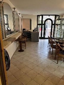 Foto Negozio a Rovereto di 150 m² con 3 locali in affitto