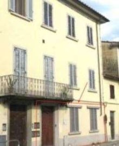 Foto Appartamento in Via Dalmazia, Pistoia Capostrada di 139 m² all'asta