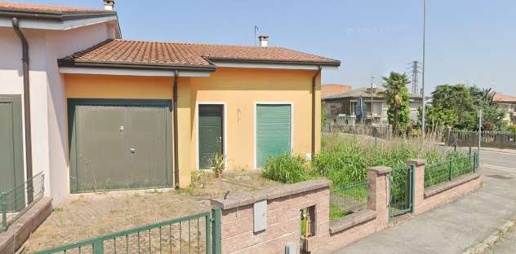 Foto Villa a schiera in Viale F.lli Bevilacqua Luigi e Giovanni, Canda