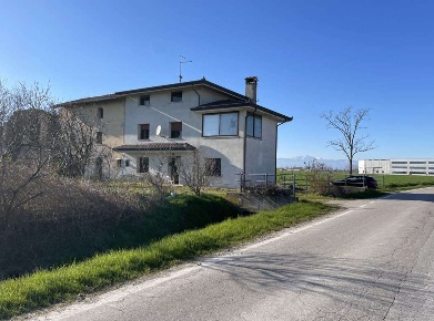 Foto Appartamento in Via Pars, Morsano al Tagliamento di 191 m² all'asta