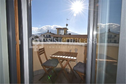 Foto Appartamento a Castello di Cisterna di 68 m² con 3 locali in vendita