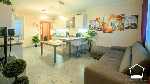 Foto Case indipendenti in via Veneto, Longiano Centro di 280 m² in affitto