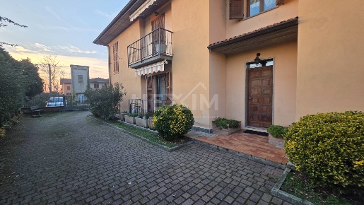 Foto Appartamento in Via Montegrappa, San Genesio ed Uniti Centro di 91 m²