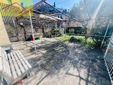 Foto Villa singola in via mandamentale, Calolziocorte Centro di 257 m²