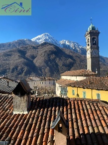 Foto Appartamento in via umberto primo, Introbio Centro di 200 m²