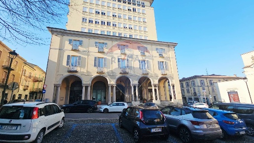 Foto Appartamento a Stradella Centro di 150 m² con 4 locali in vendita
