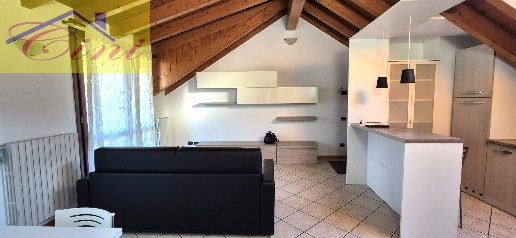 Foto Appartamento in via roma, Valmadrera di 80 m² con 3 locali in affitto