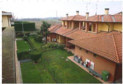 Foto Appartamento in Via BARONE LEONINO, Truccazzano Albignano di 74 m²