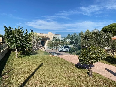 Foto Villa unifamiliare in Via del Berillio, Siracusa Plemmirio in vendita