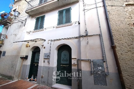 Foto Appartamento in dell'Olmo, Campobasso Centro Storico di 62 m²