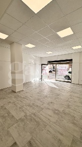 Foto Negozio in Tuveri, Cagliari San Benedetto di 62 m² con 1 locali