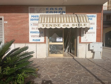 Foto Appartamento in VIA APPIA, Minturno di 90 m² con 5 locali in vendita