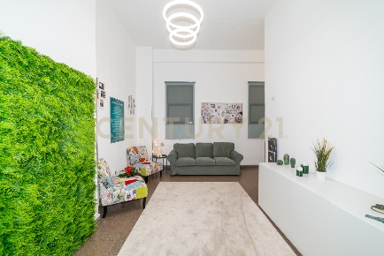 Foto Locale commerciale in Viale Polibio, Siracusa Tica - Zecchino