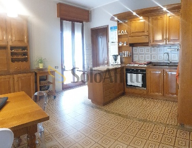 Foto Appartamento in Via Crosarona, Minerbe Centro di 140 m² con 5 locali