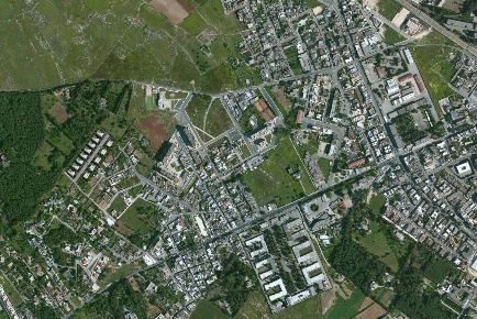 Foto Villa unifamiliare in Via Rodi Garganico 2, Lecce Rudiae - Casermette