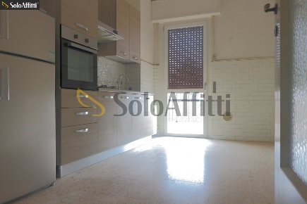 Foto Appartamento in Via Giuseppe Verdi 14, Sovico di 101 m² con 3 locali