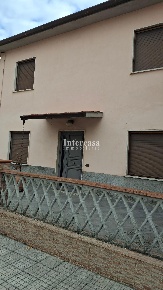 Foto Casa indipendente a San Giuliano Terme Pontasserchio, Pappiana