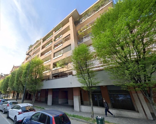 appartamento in vendita a Milano in zona Adriano