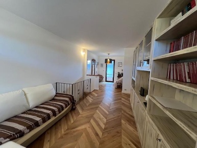 Foto Appartamento a Siena Costalpino - Costafabbri di 129 m² con 4 locali