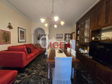 Foto Appartamento a Colle di Val d'Elsa Colle Bassa, Via Gramsci di 129 m²