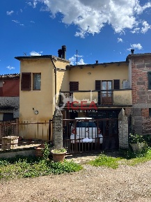 Foto Appartamento a Sinalunga Centro di 110 m² con 4 locali in vendita