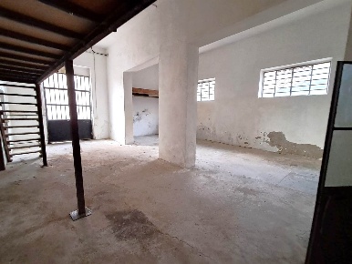 Foto Laboratorio a Poggibonsi Centro di 103 m² con 2 locali in affitto