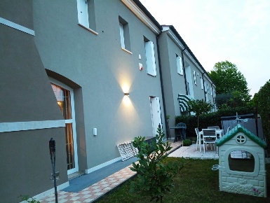 Foto Villa a schiera a Spinea Spinea Orgnano di 180 m² con 5 locali