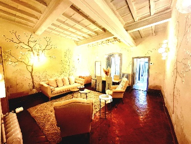 Foto Appartamento a Firenze San Frediano di 100 m² con 3 locali in affitto