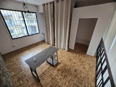Foto Ufficio a Pistoia Vergine di 51 m² con 2 locali in vendita