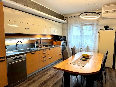 Foto Appartamento a Venezia Mestre di 100 m² con 4 locali in vendita