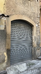 Foto Garage in via Colomba 27, Scordia di 15 m² con 1 locali in vendita