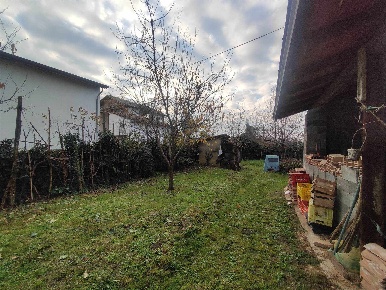 Foto Casa indipendente a Castell'Arquato di 194 m² con 5 locali in vendita