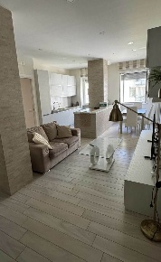 Foto Appartamento a Napoli Vomero di 85 m² con 3 locali in affitto