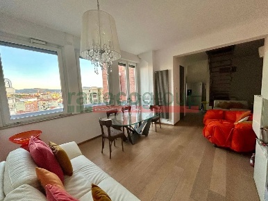 Foto Attico in Piazza Attias 13, Livorno Attias - Marconi di 146 m²