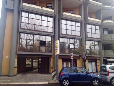 Foto Ufficio in VIALE ENNIO 54, Bari Picone di 55 m² con 2 locali