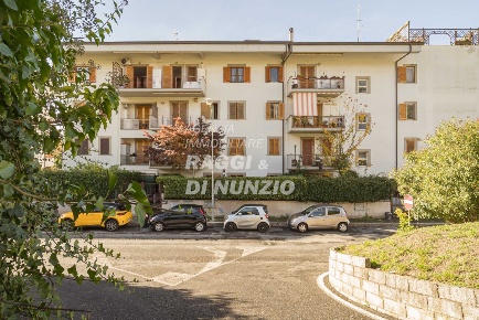 Foto Attico in Via Olo Galbani 4, Marino Semicentro di 75 m² con 3 locali