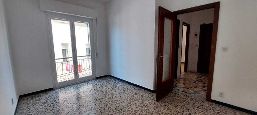 Foto Appartamento in Via Artallo, Imperia Porto Maurizio di 80 m²