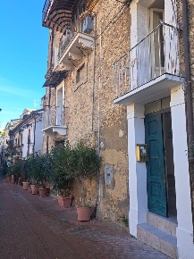 Foto Appartamento in Largo Malvò 5, Lanciano Centro di 100 m² con 4 locali