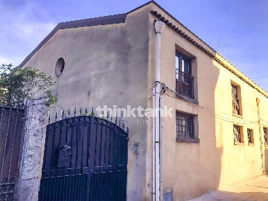Foto Villa unifamiliare in Via De Caro, Catania di 205 m² con 9 locali