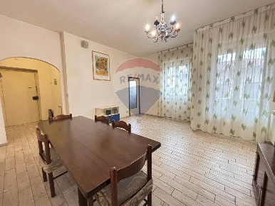 Foto Appartamento in VIA DELLA STAZIONE, Bucine Centro di 86 m² in vendita