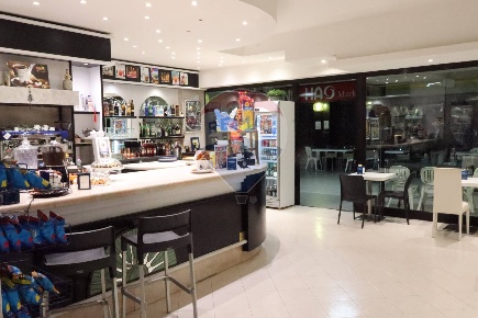 Foto Bar in via cavour, Castiglione delle Stiviere Centro di 95 m²