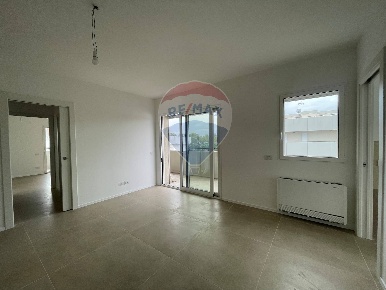 Foto Appartamento in Via Napoli, Bari Marconi - San Cataldo di 78 m²